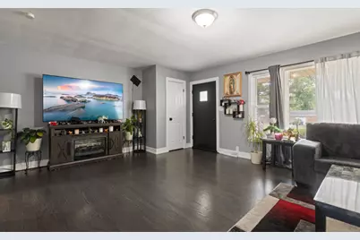 251 W 10th Street, Chicago Heights, IL 60411 - Photo 4