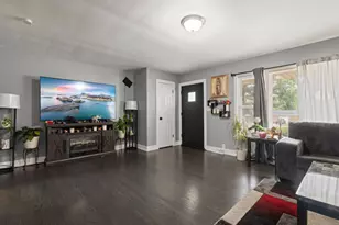 251 W 10th St, Chicago Heights, IL 60411 - Photo 4