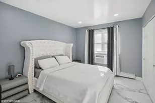 5950 N Kenmore Ave, Chicago, IL 60660 - Photo 10