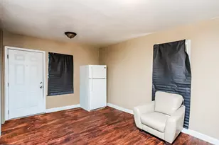 7523 S Kimbark Ave, Chicago, IL 60619 - Photo 4