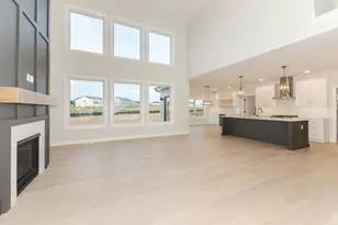 1009 Mount Carmel Rd, Bloomington, IL 61705 - Photo 2