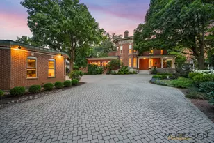 740 W State St, Sycamore, IL 60178 - Photo 2