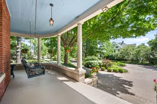 740 W State St, Sycamore, IL 60178 - Photo 14