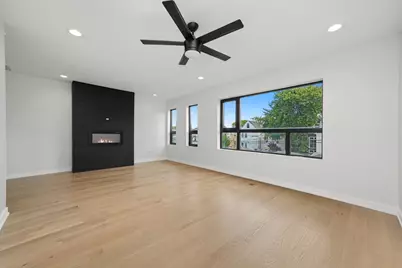 3027 N Elbridge Avenue, Chicago, IL 60618 - Photo 16