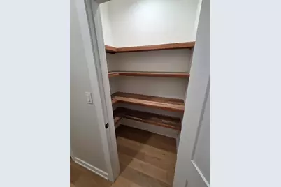 3027 N Elbridge Avenue, Chicago, IL 60618 - Photo 6
