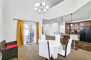 412 Doisy Ln, Champaign, IL 61822 - Photo 6