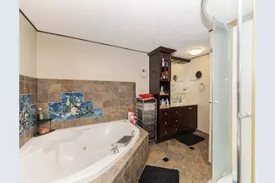 101 E Grove Street, Pontiac, IL 61764 - Photo 20