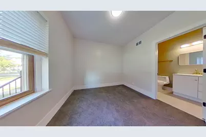 4000 Forest Avenue #2, Brookfield, IL 60513 - Photo 8