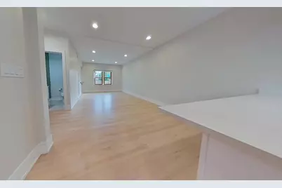 4000 Forest Avenue #2, Brookfield, IL 60513 - Photo 4