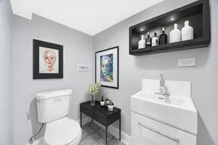 396 E Kensington Ave, Chicago, IL 60628 - Photo 14