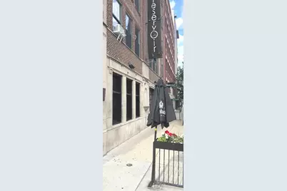 844 W Montrose Avenue, Chicago, IL 60613 - Photo 1
