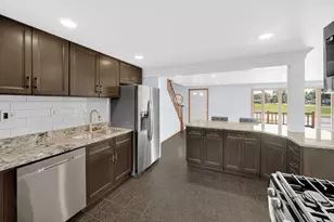 275 Frederick Dr, Chicago Heights, IL 60411 - Photo 12