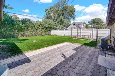 275 Frederick Drive, Chicago Heights, IL 60411 - Photo 4