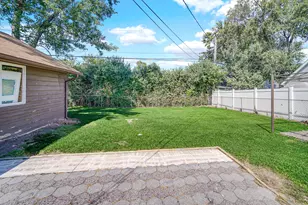 275 Frederick Dr, Chicago Heights, IL 60411 - Photo 24