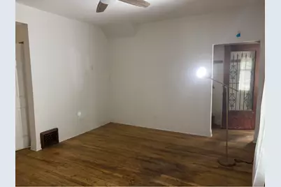 3911 N Saint Louis Avenue, Chicago, IL 60618 - Photo 12