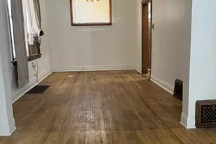 3911 N St Louis Ave, Chicago, IL 60618 - Photo 16