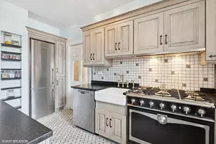 1316 Maple Ave, Evanston, IL 60201 - Photo 10