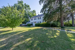 310 N Fletcher Ave, Mount Morris, IL 61054 - Photo 2