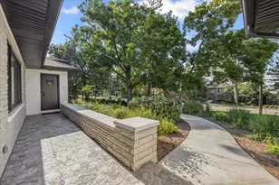 861 Crescent Blvd, Glen Ellyn, IL 60137 - Photo 4