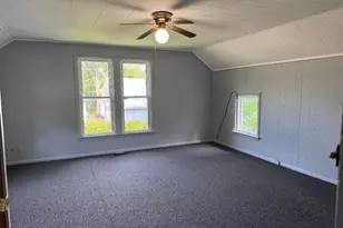 262 W Myrtle St, Herscher, IL 60941 - Photo 8