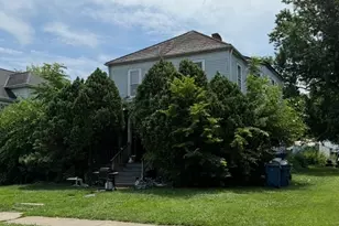 111 W Waupansie St, Dwight, IL 60420 - Photo 1