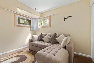 109 Walnut St, Park Forest, IL 60466 - Photo 20