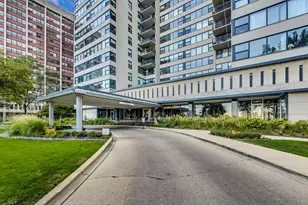 3430 N Lake Shore Dr, Chicago, IL 60657 - Photo 2