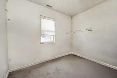 4452 S Shields Avenue, Chicago, IL 60609 - Photo 4