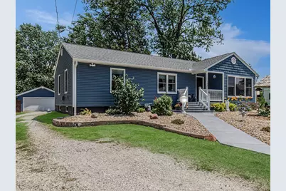 103 S Plum Street, Princeton, IL 61356 - Photo 2