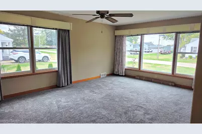 103 S Plum Street, Princeton, IL 61356 - Photo 6