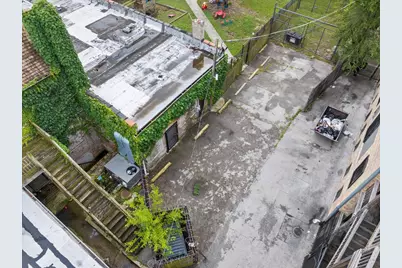 222 E 61st Street, Chicago, IL 60637 - Photo 4