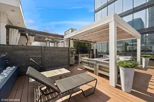 154 W Hubbard St, Chicago, IL 60654 - Photo 28