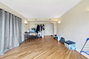 6457 N California Ave, Chicago, IL 60645 - Photo 4