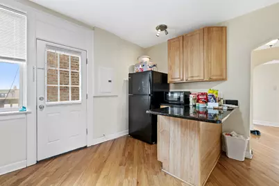6457 N California Avenue #3, Chicago, IL 60645 - Photo 8