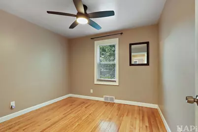 1406 Channel Beach Avenue, Johnsburg, IL 60051 - Photo 10