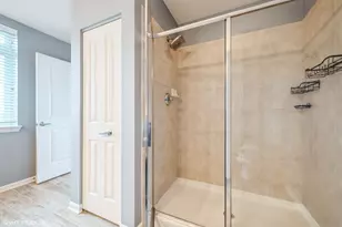 1199 E Port Clinton Rd, Vernon Hills, IL 60061 - Photo 10