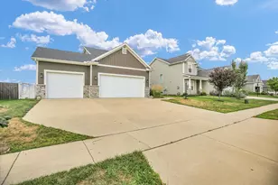 5008 Emmas Way, Champaign, IL 61822 - Photo 2