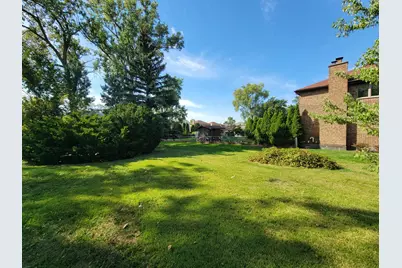 8619 W Park Lane, Niles, IL 60714 - Photo 4