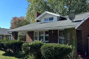 729 S 22nd St, Decatur, IL 62521 - Photo 2