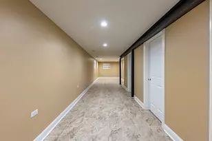 2012 W Coulter St, Chicago, IL 60608 - Photo 32