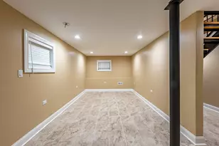 2012 W Coulter St, Chicago, IL 60608 - Photo 34