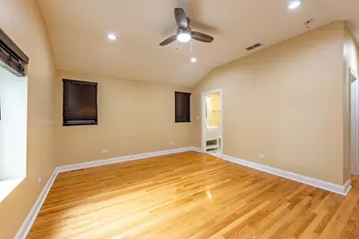 2012 W Coulter Street, Chicago, IL 60608 - Photo 26