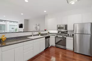 678 N Peoria St, Chicago, IL 60642 - Photo 8