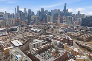 678 N Peoria St, Chicago, IL 60642 - Photo 34