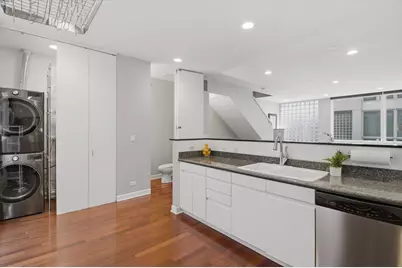 678 N Peoria Street #C, Chicago, IL 60642 - Photo 30