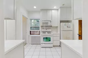 38 Brier St, Winnetka, IL 60093 - Photo 10