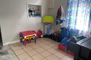 9931 S Ewing Ave, Chicago, IL 60617 - Photo 6