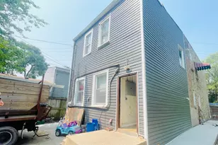 9931 S Ewing Ave, Chicago, IL 60617 - Photo 16