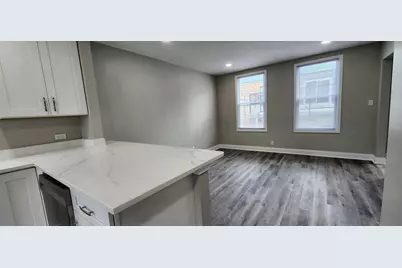 3816 W Montrose Avenue, Chicago, IL 60618 - Photo 4