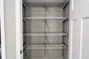 3816 W Montrose Ave, Chicago, IL 60618 - Photo 20